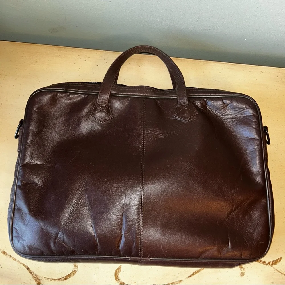 Winn Brown Leather Zip Top Briefcase Bag